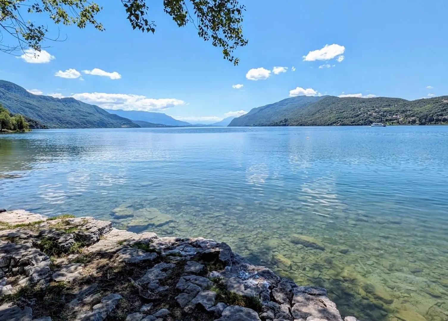Appartement T3 Neuf Au Calme Avec Vue Sur Les Montagnes à Chanaz